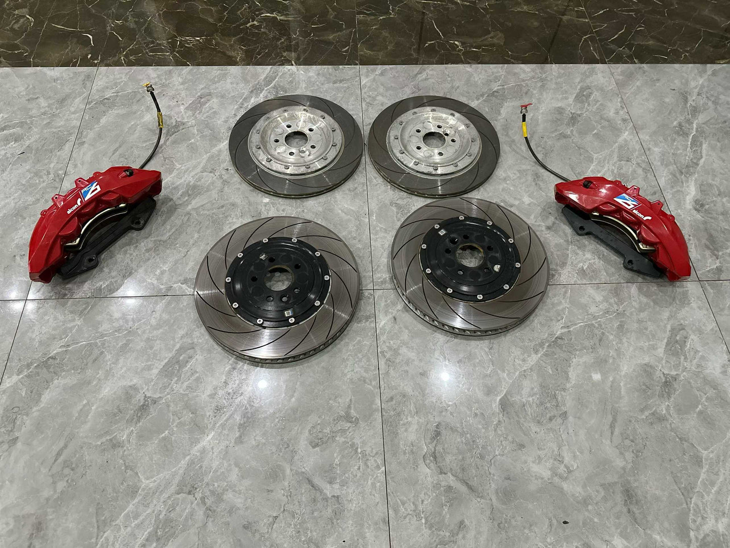 ๐ฌ๐ง Alcon RC6 Brake Kit - 6-Piston Forged Calipers - w/ CZV High-Performance Rotors - Pre-owned