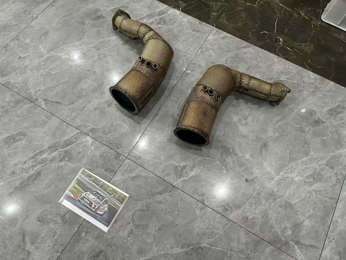 Lamborghini Urus China VI B HJS 200-Cell High-Flow Downpipes - Pre-owned