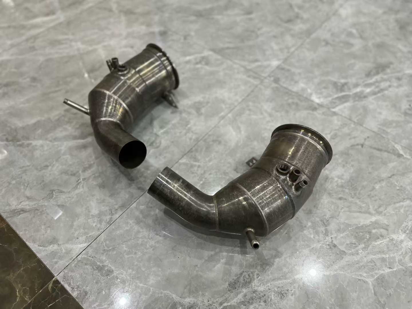 Porsche 911 (992) Carrera JBOM Super 100-Cell High-Flow Downpipes - Pre-owned