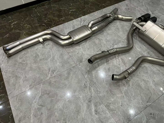 BMW M2C (F87) Akrapovič Titanium Evolution Line Exhaust w/ Carbon Fiber Tips - Pre-owned