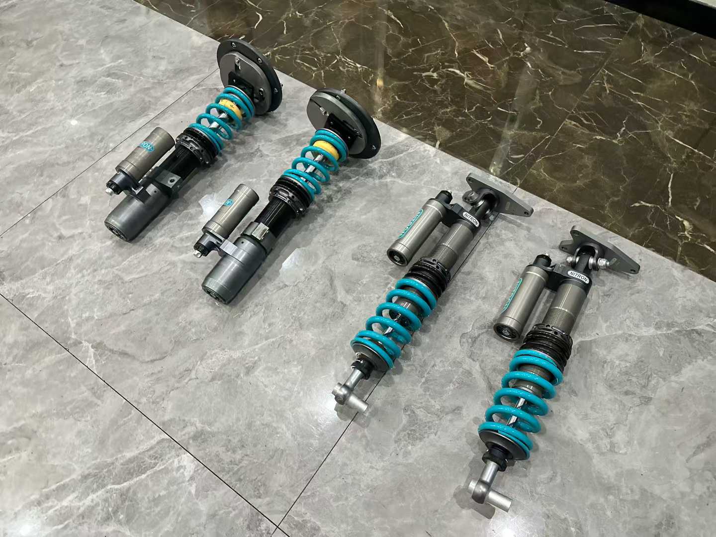 ๐ฌ๐ง BMW M4 (F82) Nitron NTR R3 3-Way Race Coilover System - Pre-owned