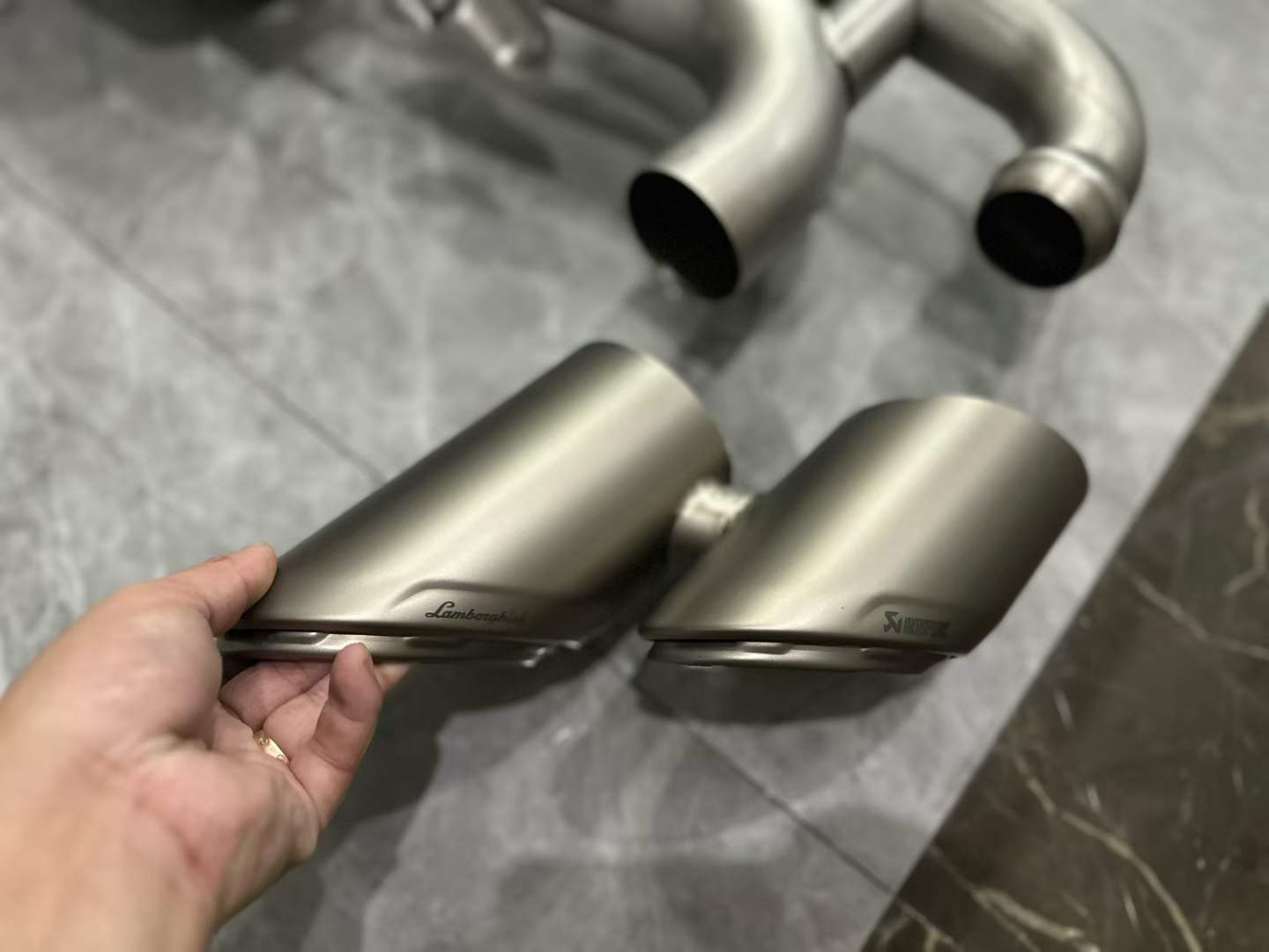 Lamborghini Urus Akrapovič Edition Titanium Evolution Line - Pre-owned