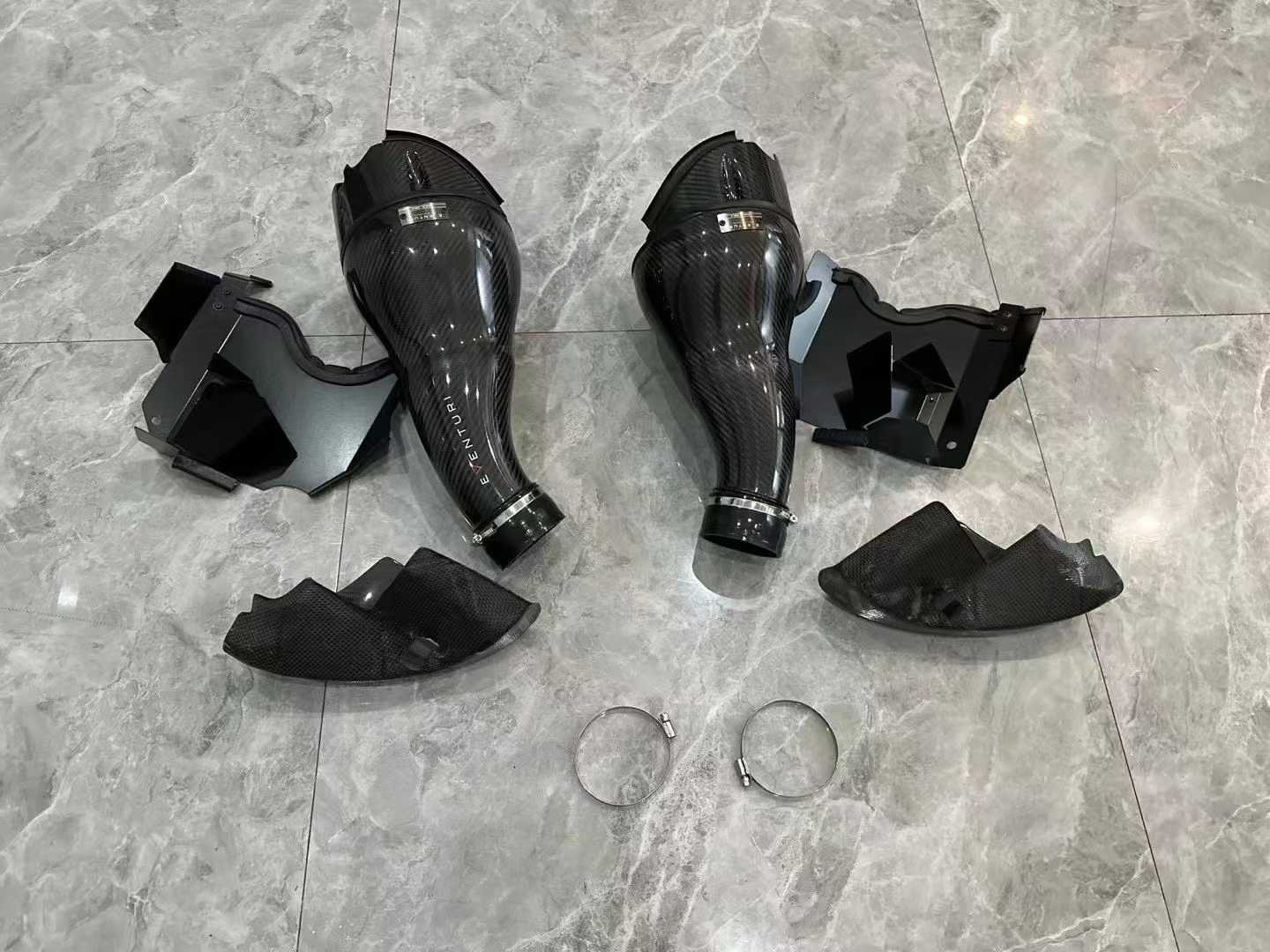 ๐ฌ๐ง BMW M5 (F90) Eventuri Black Carbon Fiber Intake System - Pre-owned