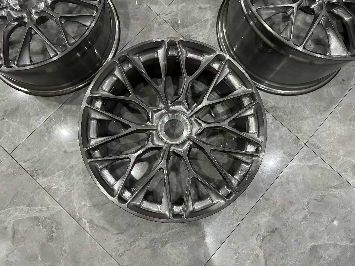 🇺🇸 HRE P200 Forged Monoblok Wheels - Glossy Brushed Gray - 20"/21" Staggered Set - Pre-owned