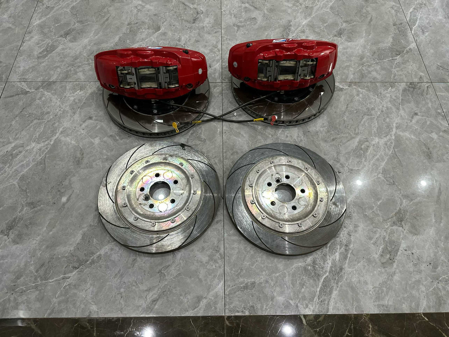 🇬🇧 Alcon RC6 Brake Kit - 6-Piston Forged Calipers - w/ CZV High-Performance Rotors - Pre-owned