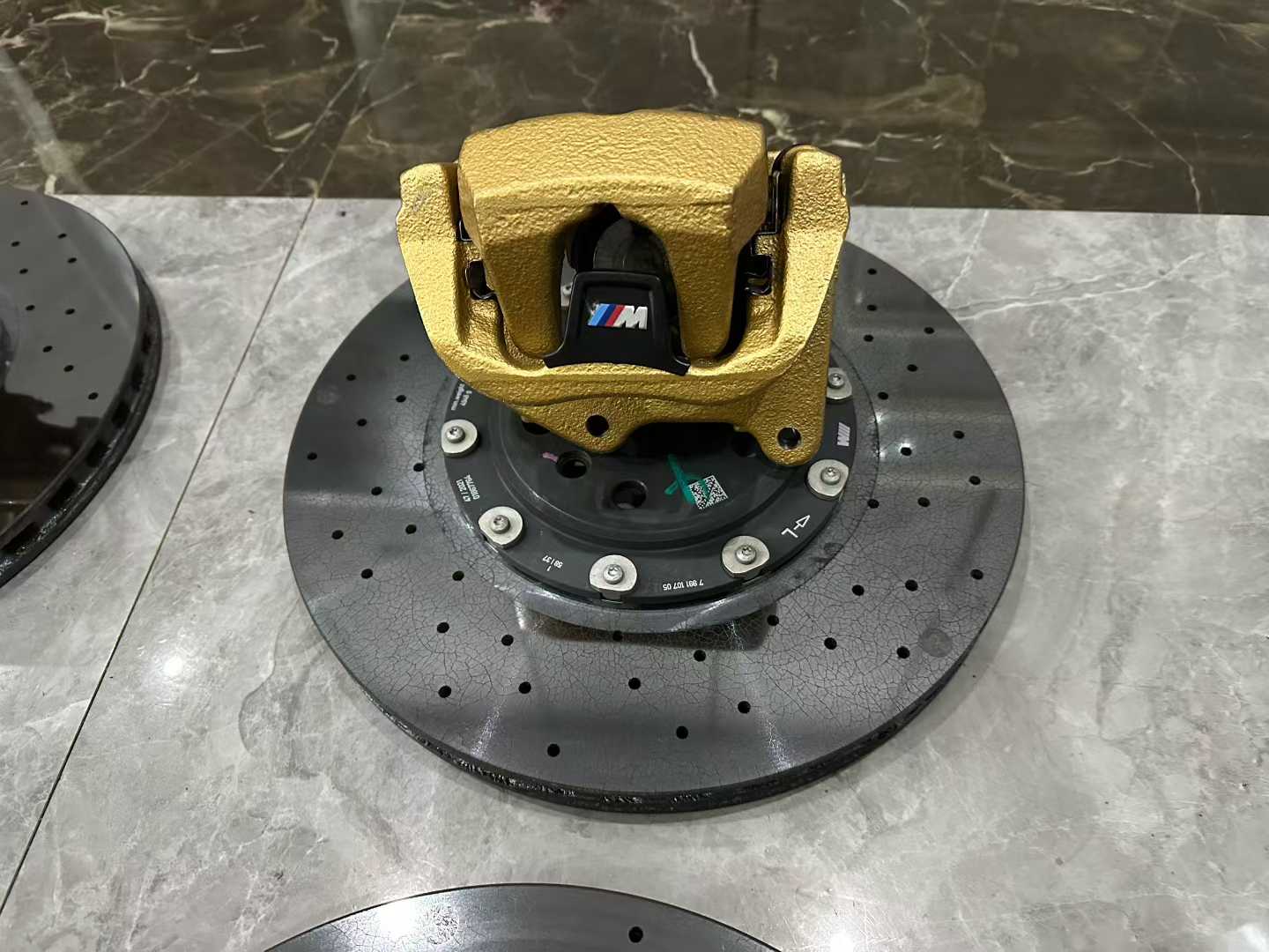 BMW M5 (F90) Genuine Carbon Ceramic Brake (CCB) Kit - Gold Calipers - Pre-owned