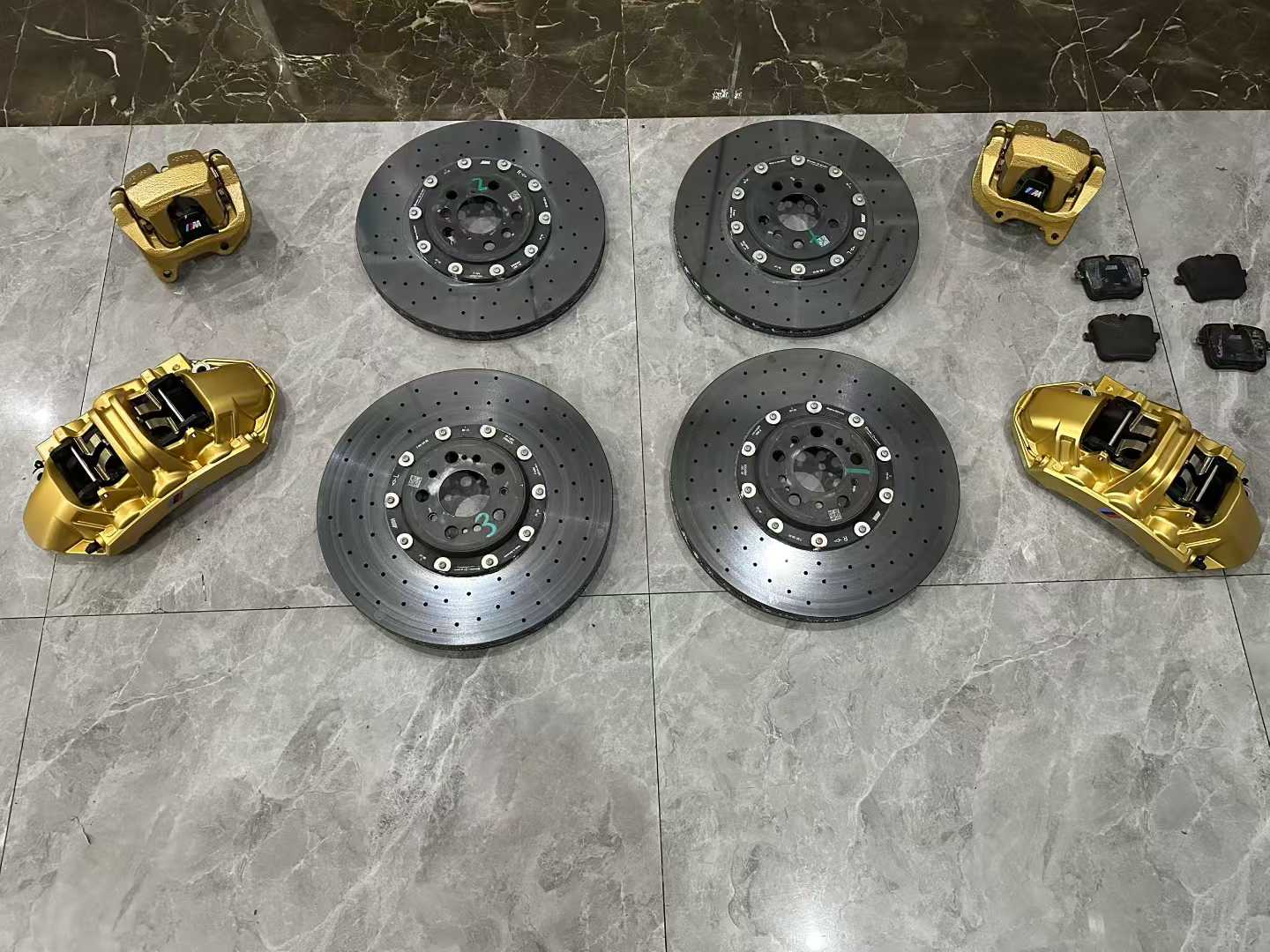 BMW M5 (F90) Genuine Carbon Ceramic Brake (CCB) Kit - Gold Calipers - Pre-owned