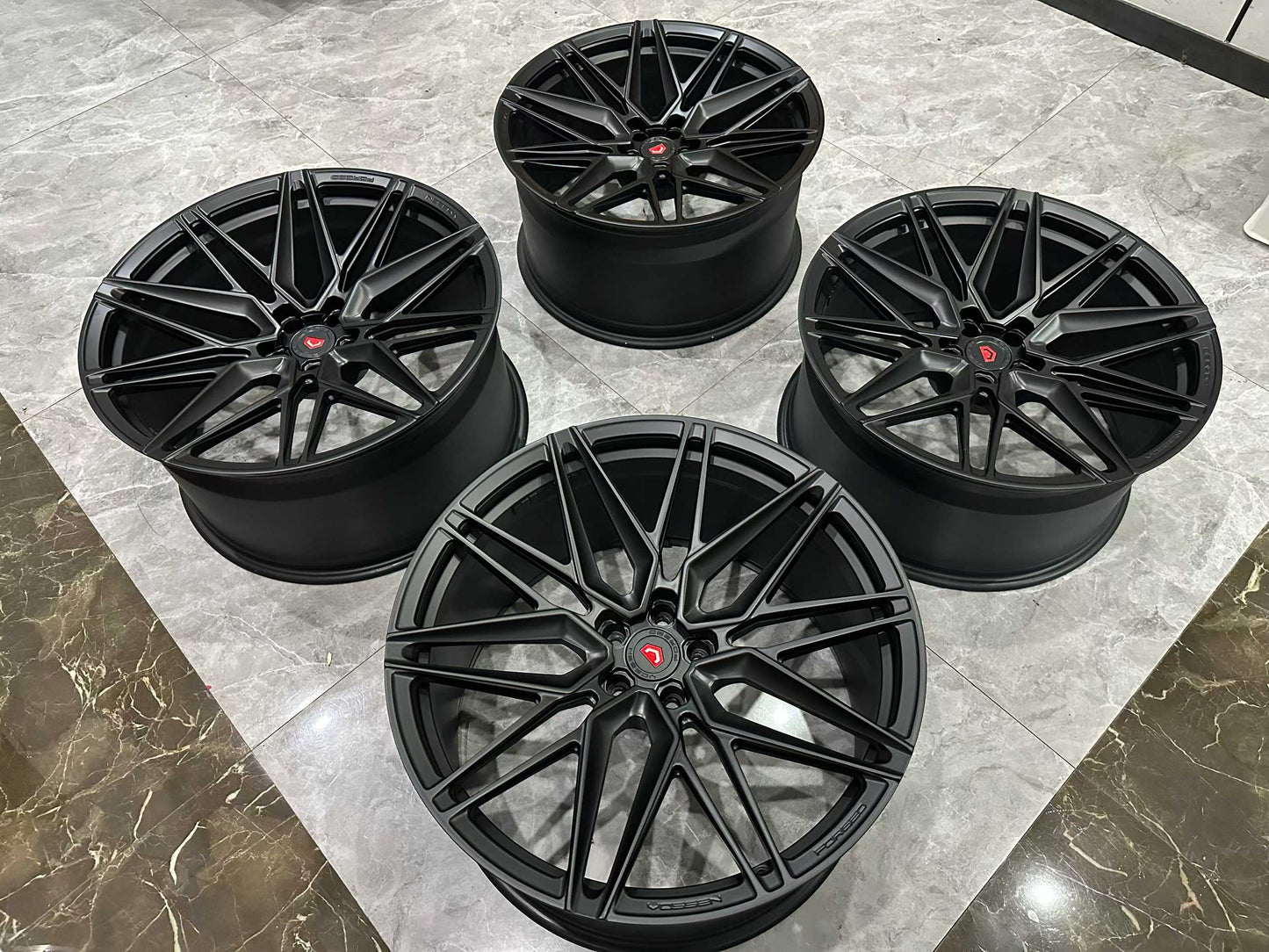🇺🇸 Vossen EVO-5 Forged Wheels - Matte Black - Staggered 21"/22" - Pre-owned