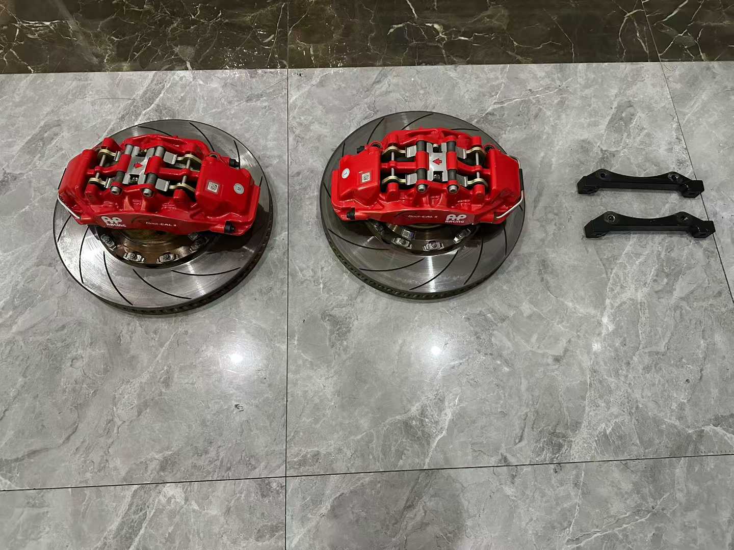 🇬🇧 BMW 4 Series (G22) AP Racing CP9562 Brake Kit w/ CZV - Pre-owned
