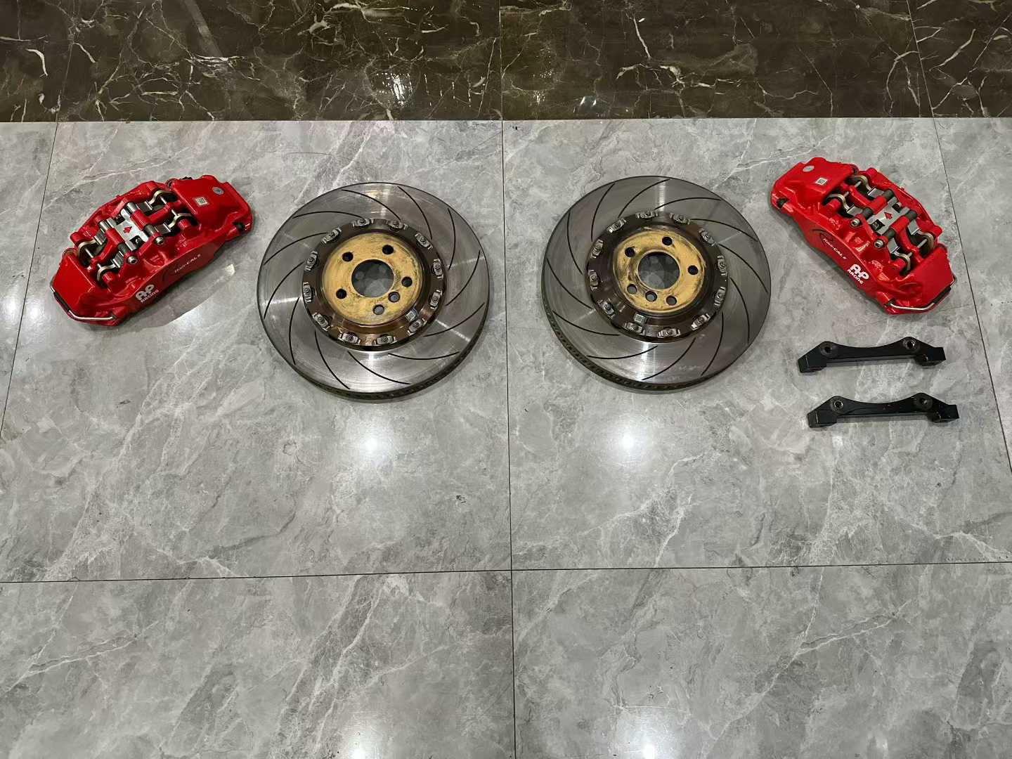 🇬🇧 BMW 4 Series (G22) AP Racing CP9562 Brake Kit w/ CZV - Pre-owned