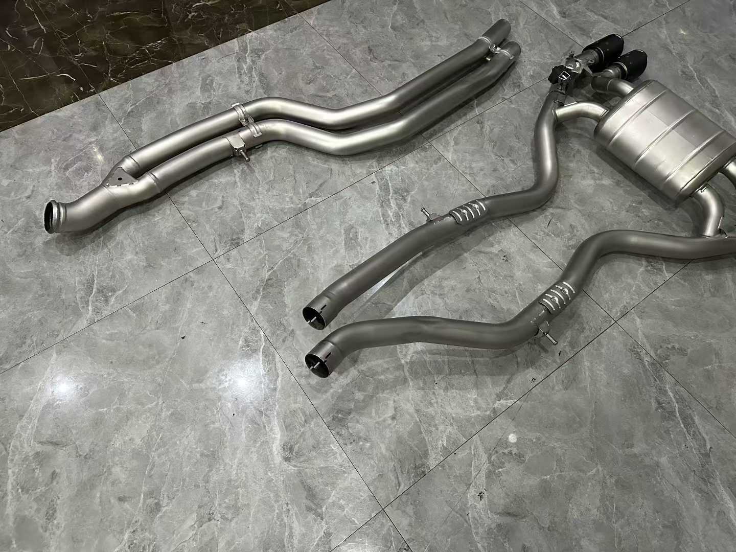 BMW M2 (F87) Akrapovič Titanium Evolution Line Exhaust w/ Carbon Fiber Tips - Pre-owned