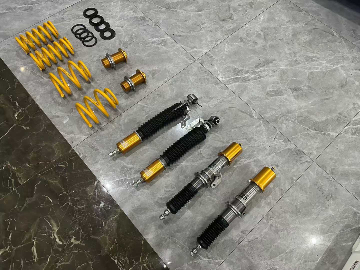 BMW M4 (G82) 4WD Öhlins Road & Track DFV Coilover Suspension Kit - Pre-owned