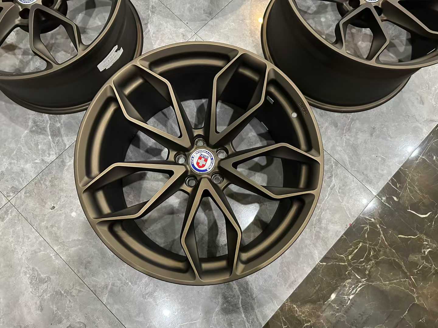 🇺🇸 HRE P201 Monoblok Forged Wheels in Bronze - Pre-owned