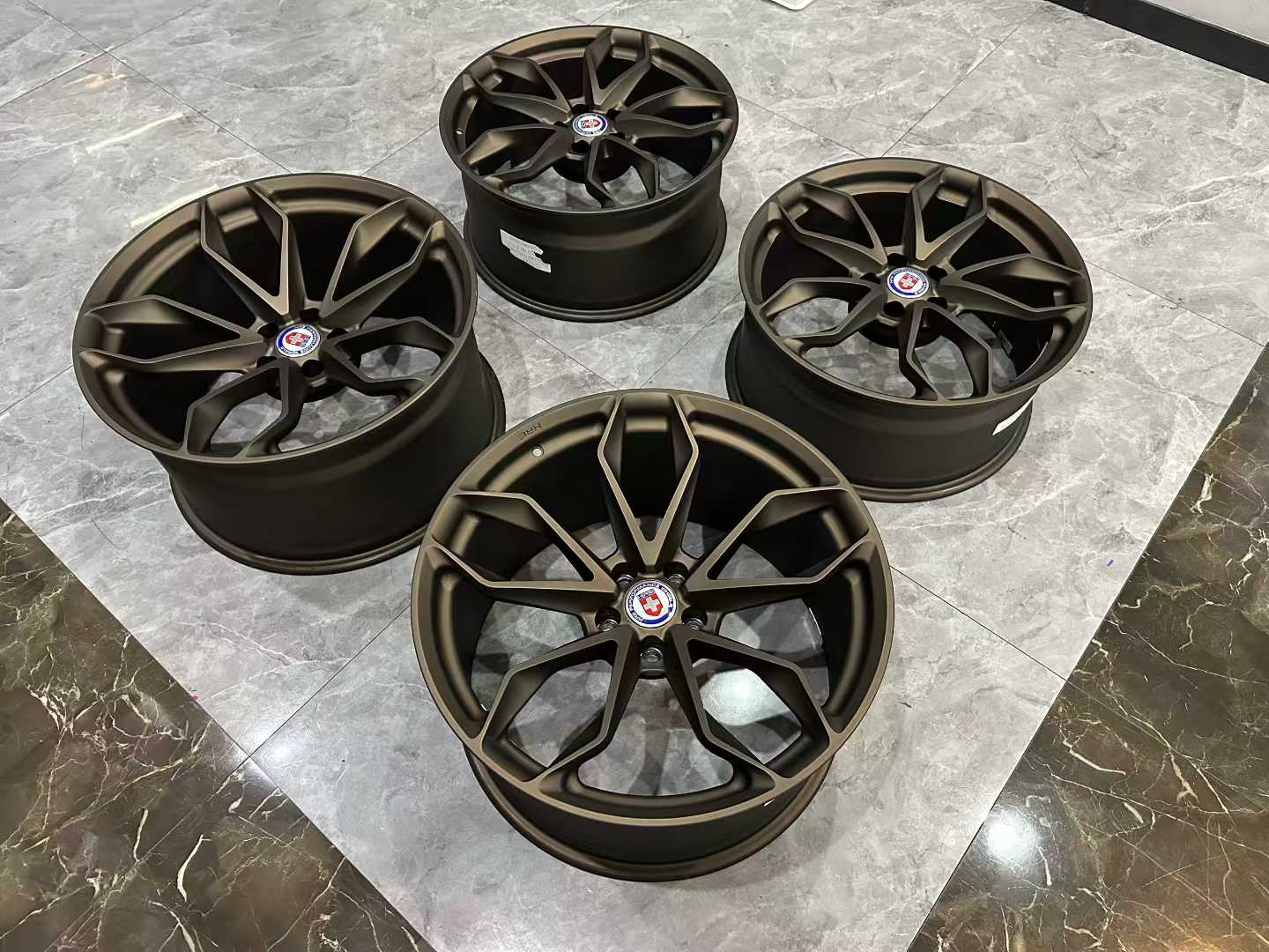 🇺🇸 HRE P201 Monoblok Forged Wheels in Bronze - Pre-owned