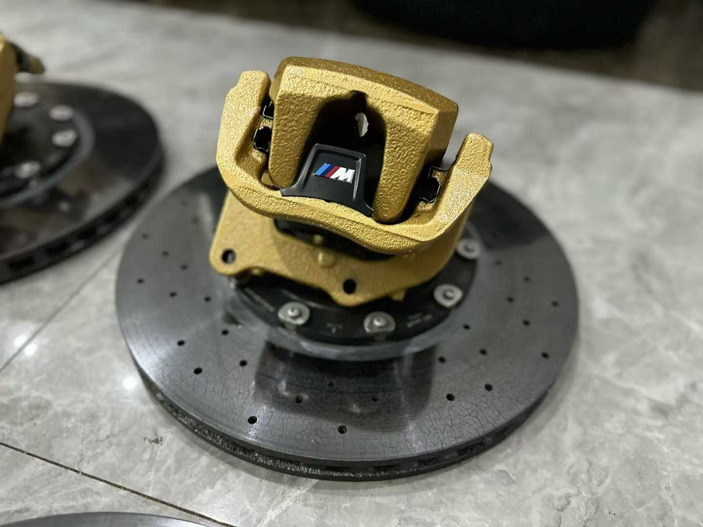 BMW M4 (G82) Genuine Carbon Ceramic Brake (CCB) Kit - Gold Finish - Pre-owned