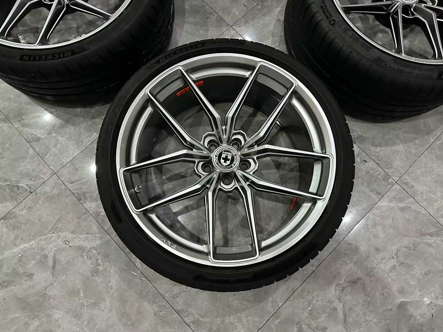 BMW M4 (G82) HRE FF21 FlowForm Wheel Set - 20" Liquid Silver - Pre-owned