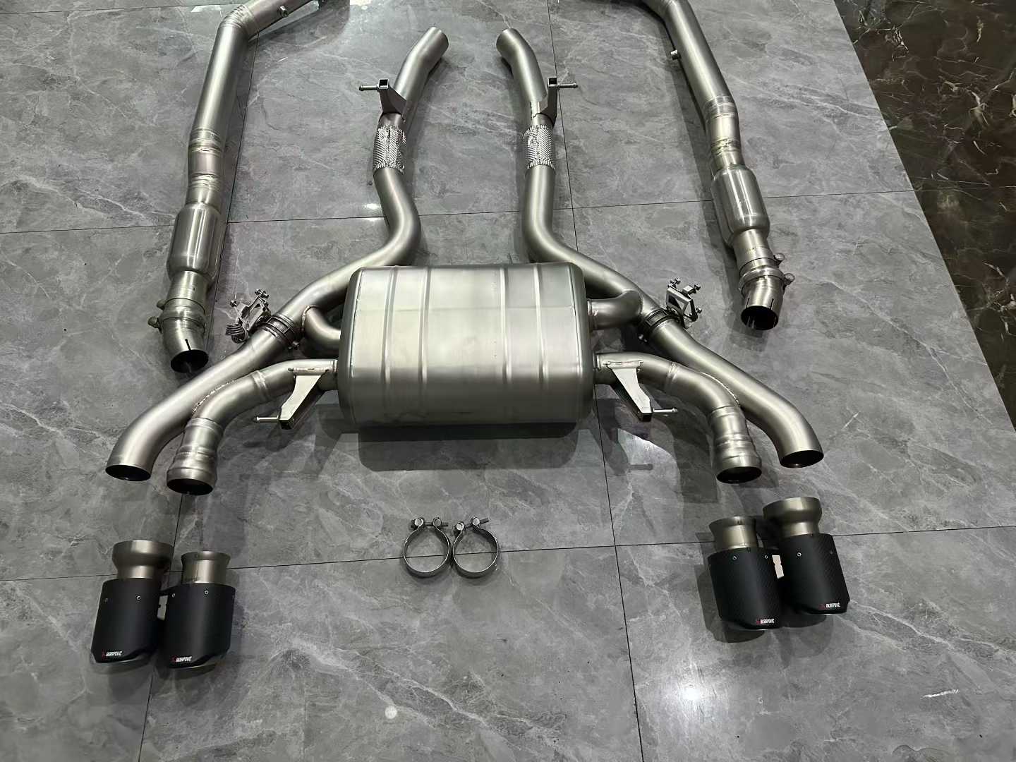 BMW X4M (F98) LCI Akrapovič Titanium Evolution Line Exhaust w/ Carbon Fiber Tips - Pre-owned