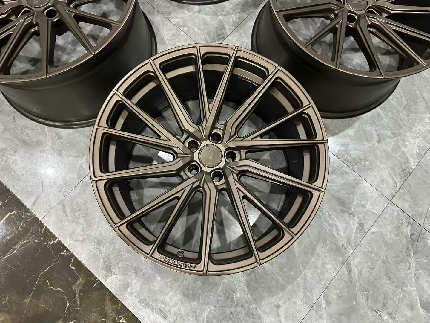 🇺🇸 Vossen HF-4T Hybrid Forged Wheels 21" - Matte Bronze - Pre-owned