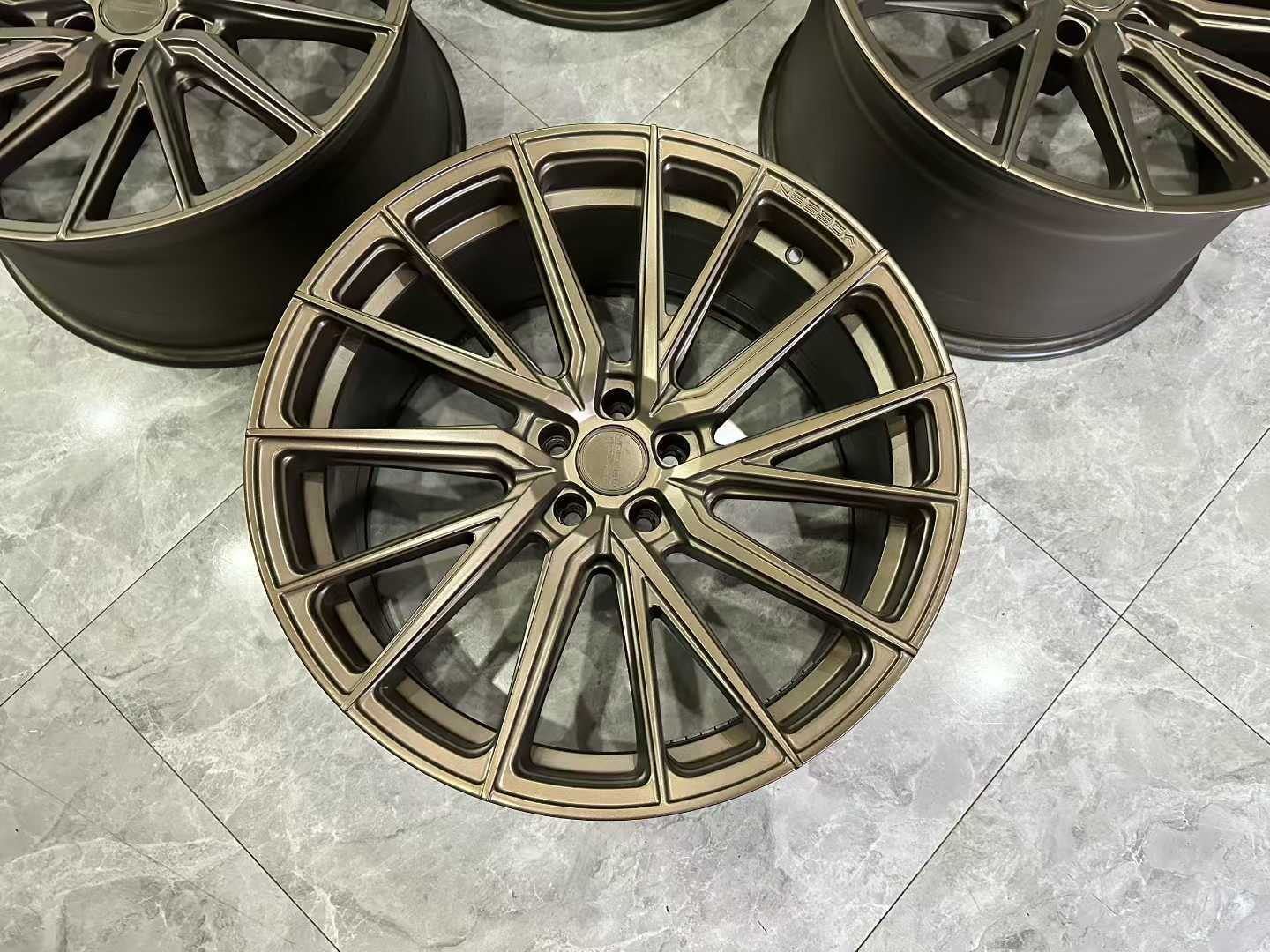 🇺🇸 Vossen HF-4T Hybrid Forged Wheels 21" - Matte Bronze - Pre-owned