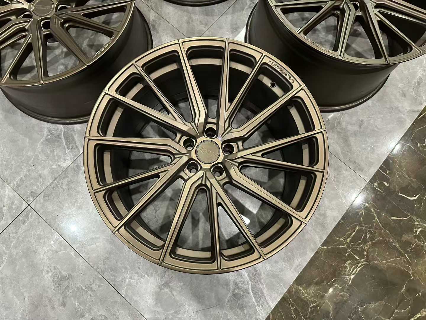 🇺🇸 Vossen HF-4T Hybrid Forged Wheels 21" - Matte Bronze - Pre-owned