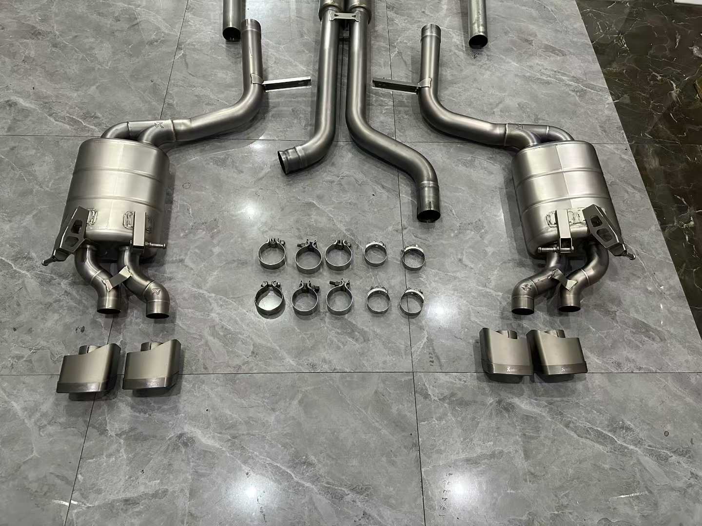 Mercedes-AMG C63 (W204) Akrapovič Titanium Evolution Line Exhaust System - Pre-owned