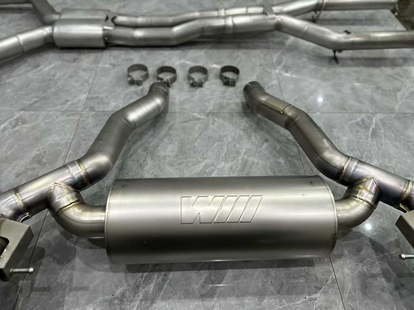 BMW M5 (F90) M Performance Titanium Exhaust System w/ Carbon Fiber Tips - Pre-owned