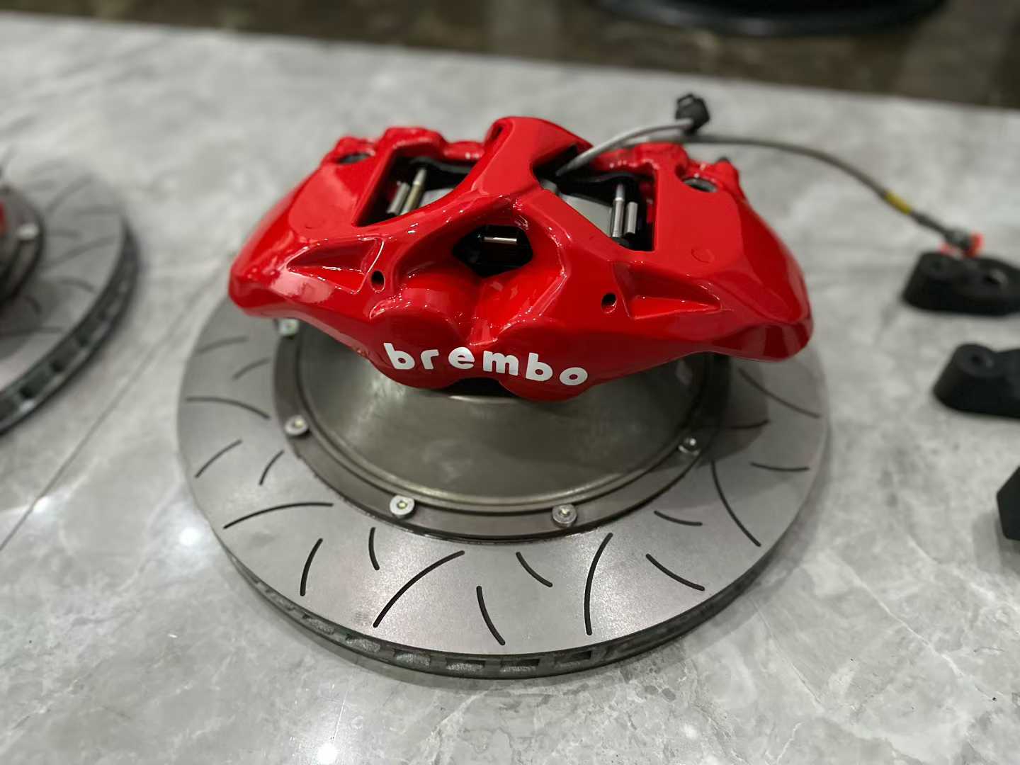 🇮🇹 Porsche 911 (992) Brembo BM6 & BM4 Performance Brake System - Pre-owned