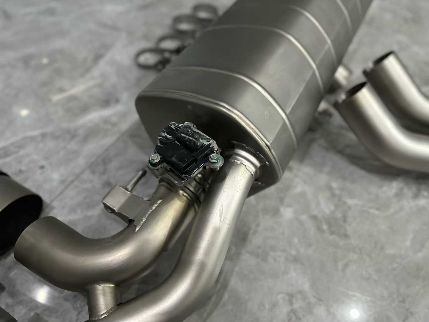 Porsche Cayenne (9Y0) Akrapovič Titanium Evolution Line Exhaust System - Pre-owned