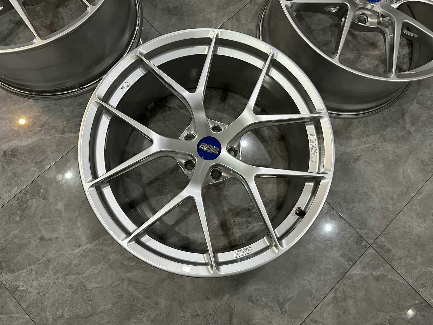 🇯🇵 BBS FI-R DS (Diamond Silver) Finish 20" Ultra-Lightweight Monoblock Forged Wheels - Pre-owned