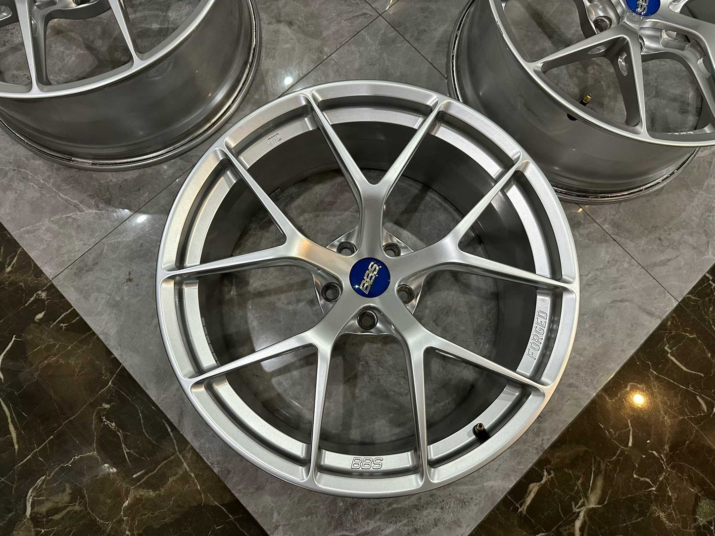🇯🇵 BBS FI-R DS (Diamond Silver) Finish 20" Ultra-Lightweight Monoblock Forged Wheels - Pre-owned