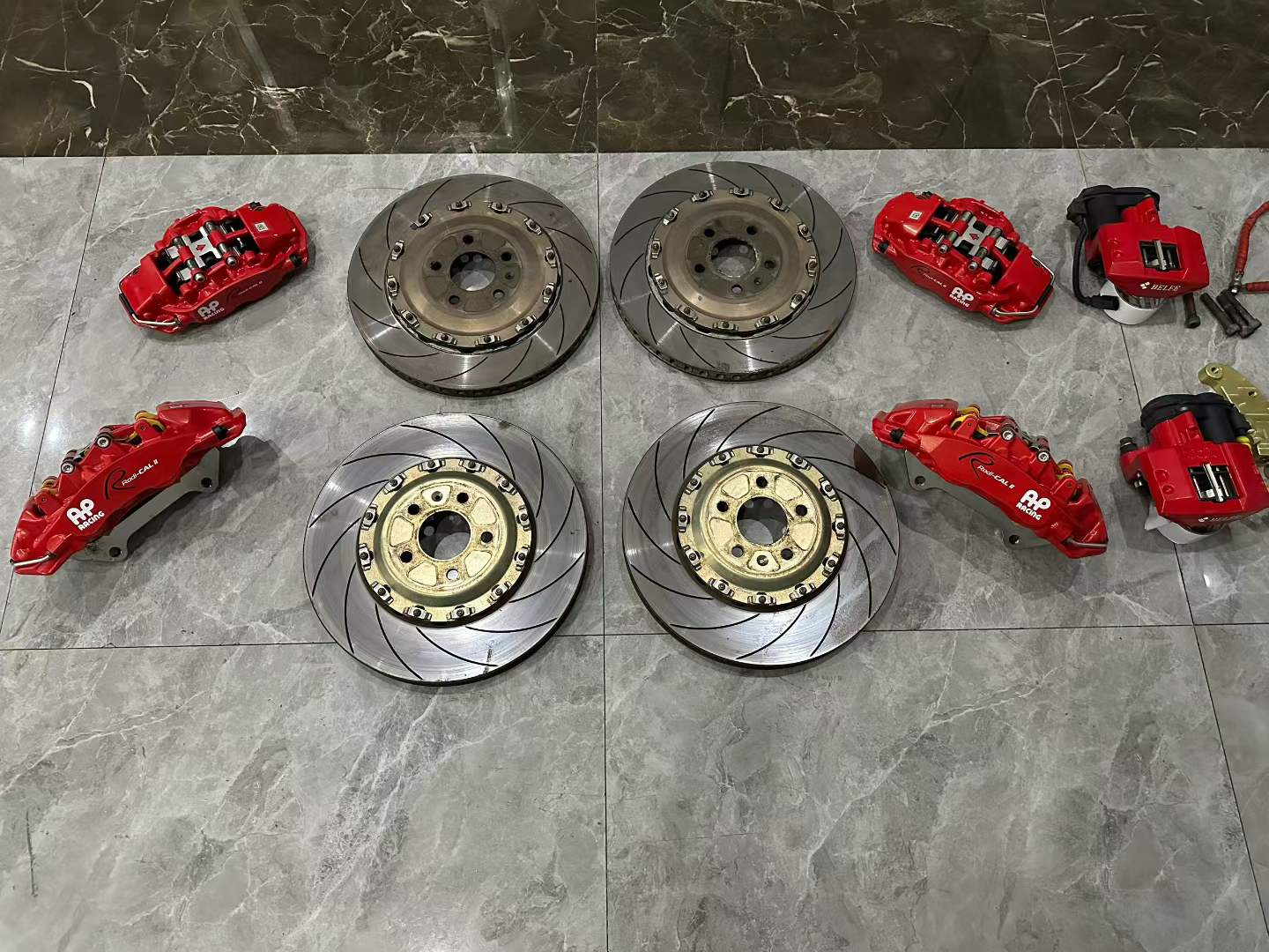 🇬🇧 AP Racing Radi-CAL 2 (AP9561/9542) KBT Brake Kit - Pre-owned
