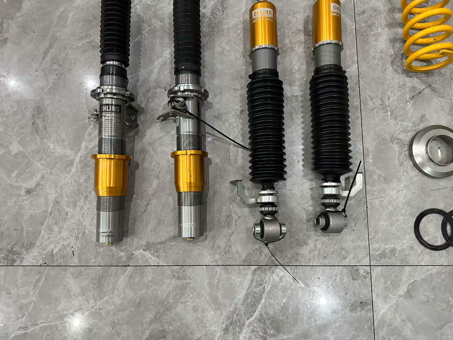 BMW M3 (F80) / M4 (F82) Öhlins Road & Track DFV Coilover Suspension - Pre-owned