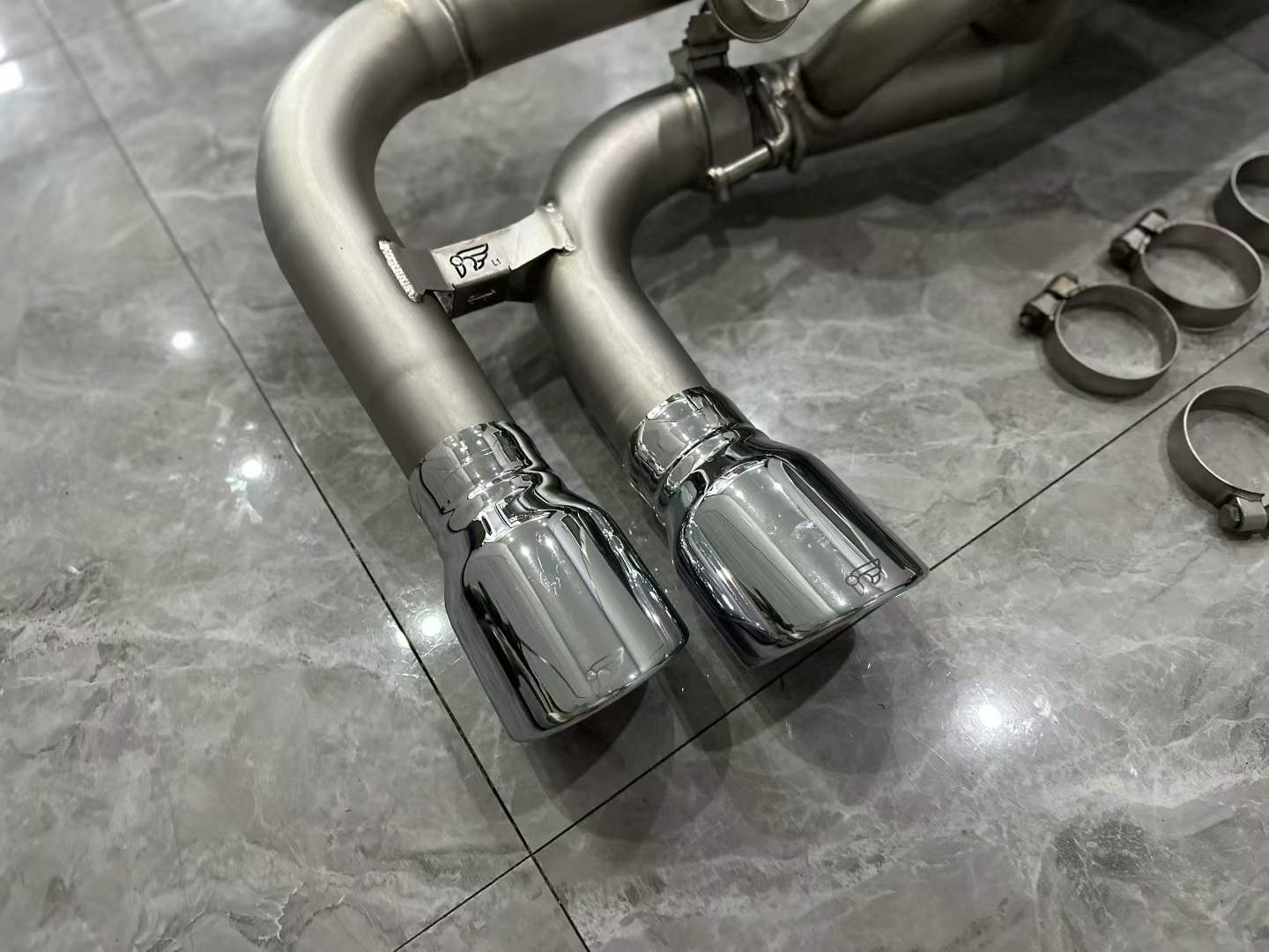 Porsche Cayenne (9Y0) iPE Valvetronic Exhaust - Cat-back w/ Front Pipes - Pre-owned