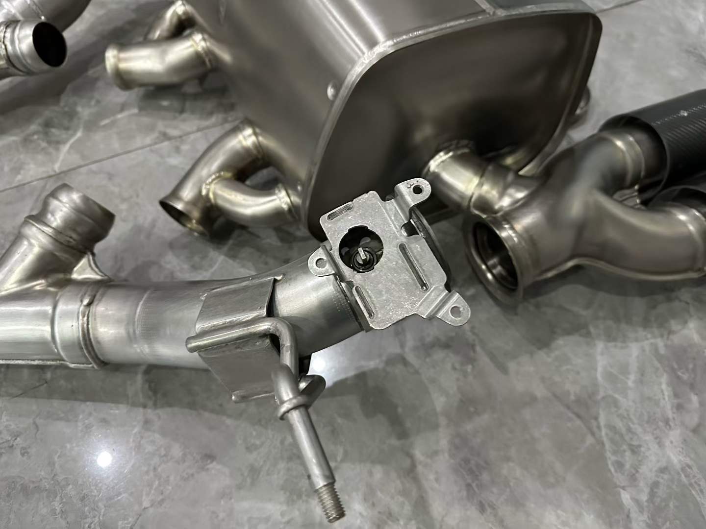 BMW M3 (F80) / M4 (F82) Genuine M Performance Titanium Cat-back Exhaust V2 w/ Carbon Fiber Tips - Pre-owned