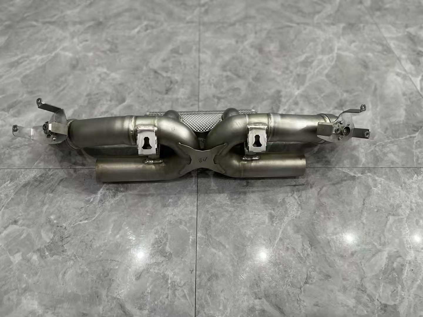 Porsche 911 (992) iPE Valvetronic Slip-On Exhaust System - Pre-owned
