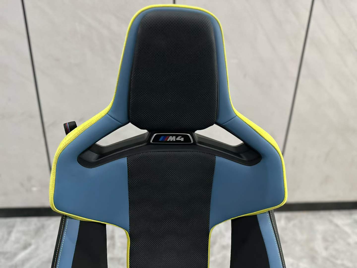 BMW M4 (G82) Genuine M Carbon Bucket Seats - Yas Marina Blue - Pair (L+R) - Pre-owned