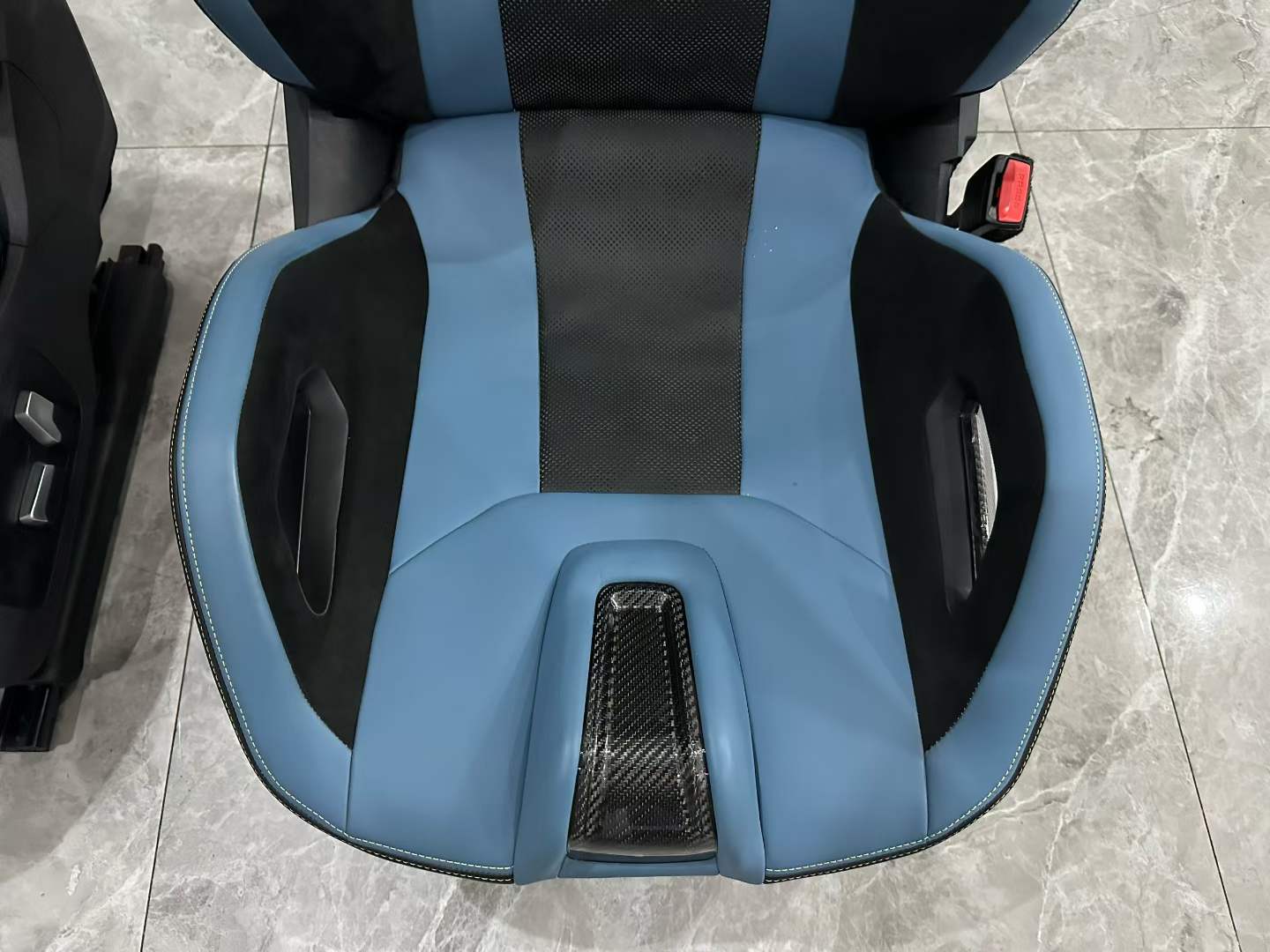BMW M4 (G82) Genuine M Carbon Bucket Seats - Yas Marina Blue - Pair (L+R) - Pre-owned
