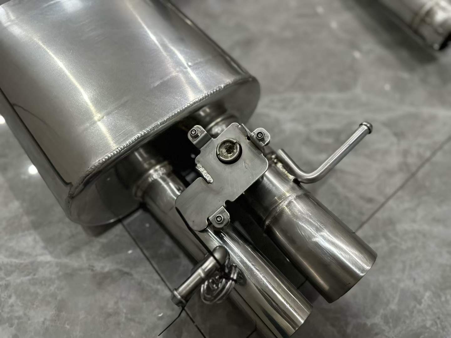 Mercedes-AMG C63/C63S (W205) Fi Valvetronic Cat-back Exhaust System - Pre-owned