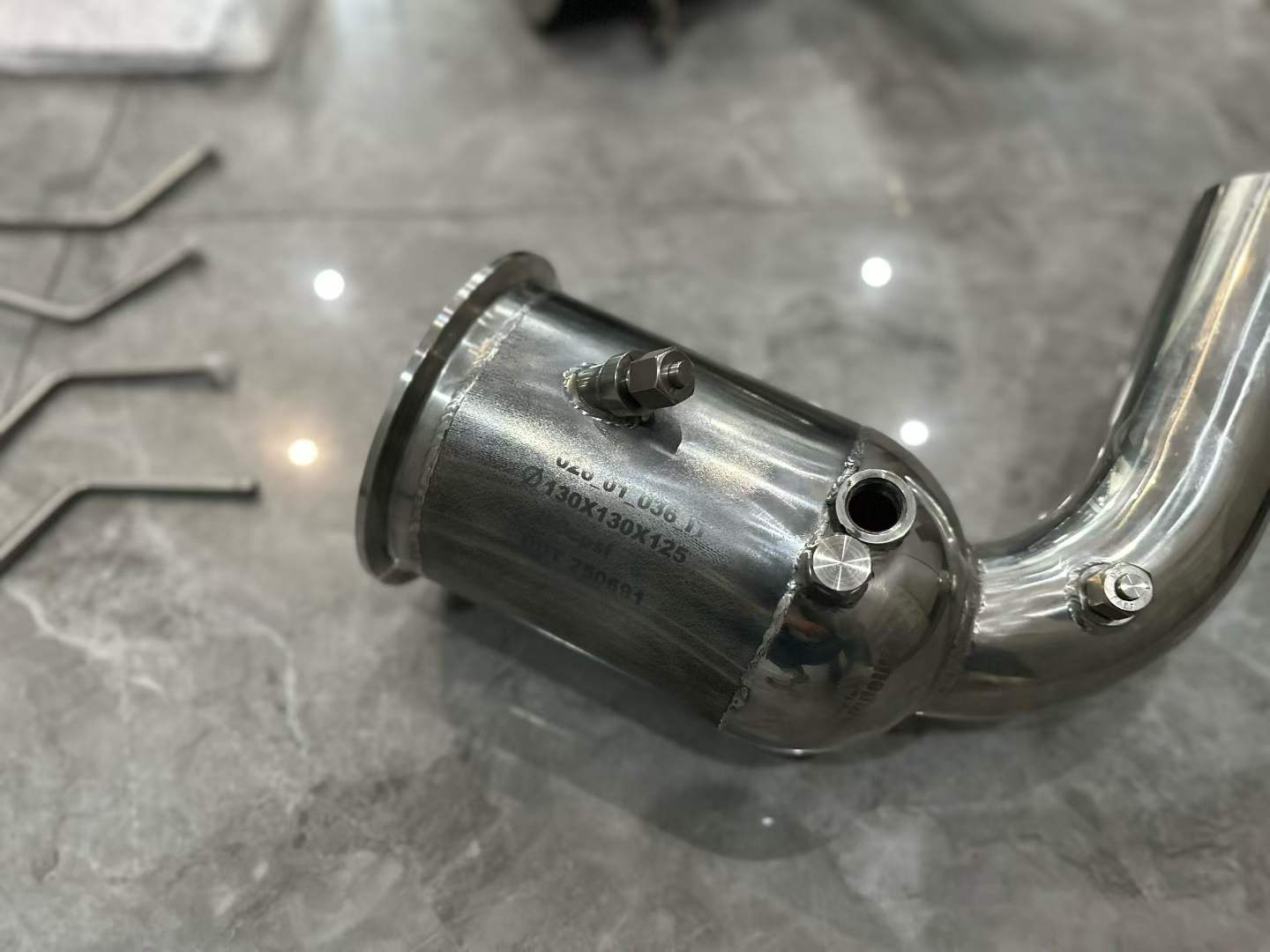 Porsche 911 (992) Capristo 250-Cell High-Flow Downpipes V3 - New