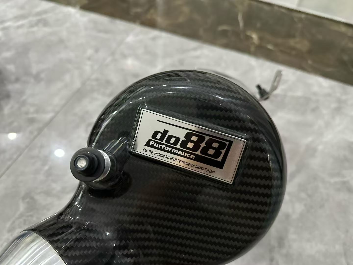 🇸🇪 Porsche 911 (992) Carrera do88 Carbon Fiber Air Intake System - Pre-owned