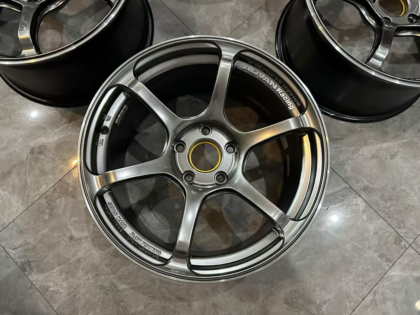 🇯🇵 Advan TC4 MHB Gunmetallic 18" Wheel Set - Pre-owned