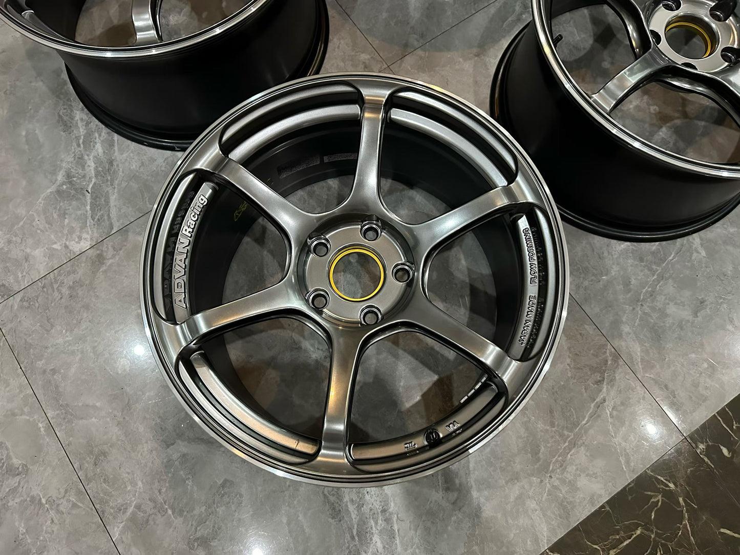 🇯🇵 Advan TC4 MHB Gunmetallic 18" Wheel Set - Pre-owned