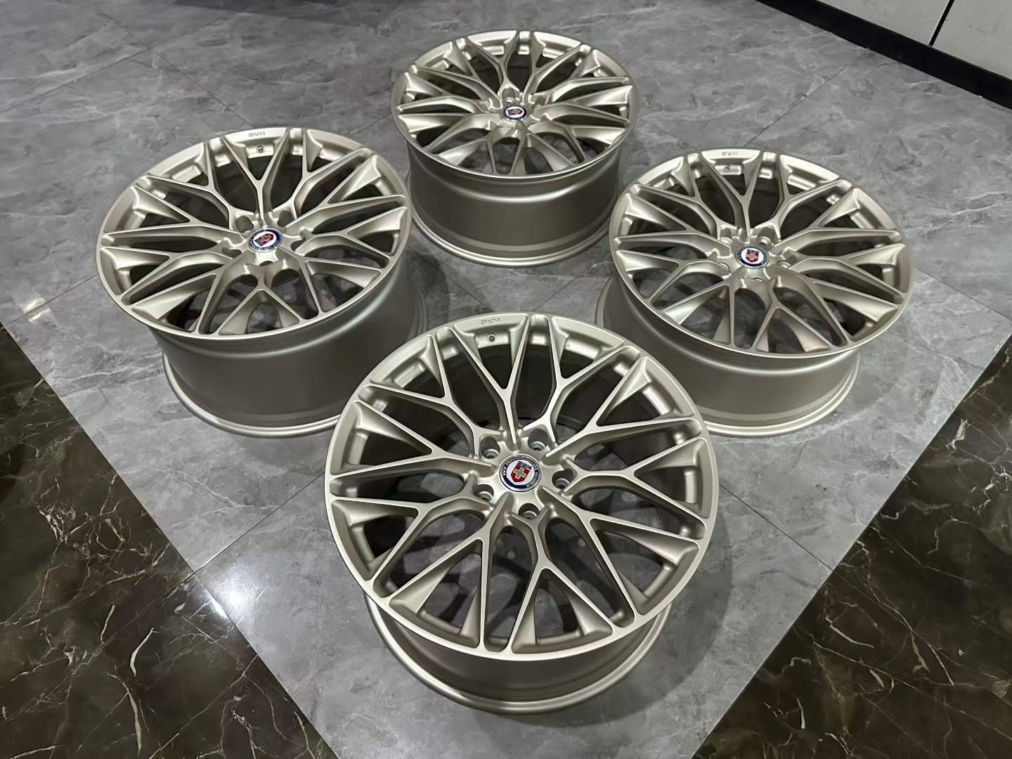 🇺🇸 Porsche Panamera HRE P200 21" Forged Monoblok Wheel Set - Pre-owned