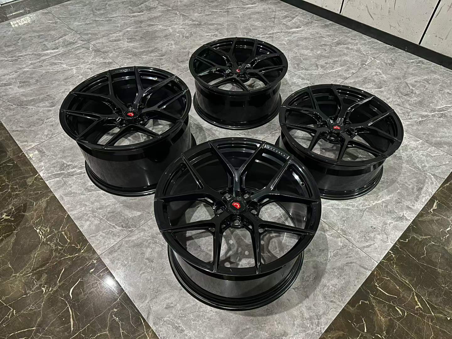 🇺🇸 Porsche 911 (992) Vossen EVO-S21-01 20"/21" Forged Wheel Set - Pre-owned