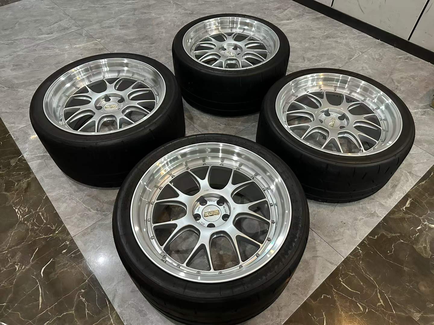 🇯🇵 BMW M4 (G82) BBS LM-R Diamond Silver 20"/21" 2-Piece Forged Wheel Set - Pre-owned