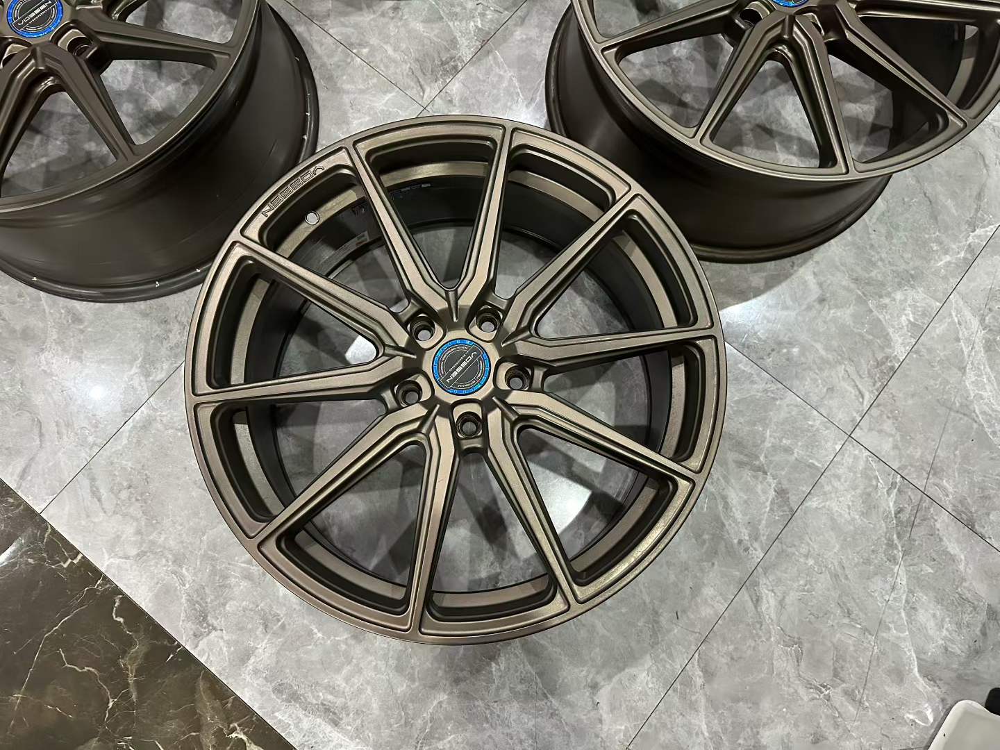 🇺🇸 Vossen HF-3 21" Satin Bronze Hybrid Forged Wheel Set - Pre-owned