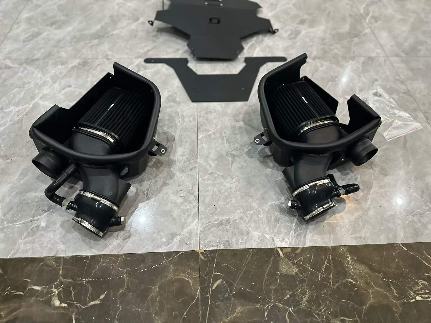 🇦🇪 Mercedes-AMG S63 (W222) BlackBoost High Flow Cold Air Intake System - Pre-owned