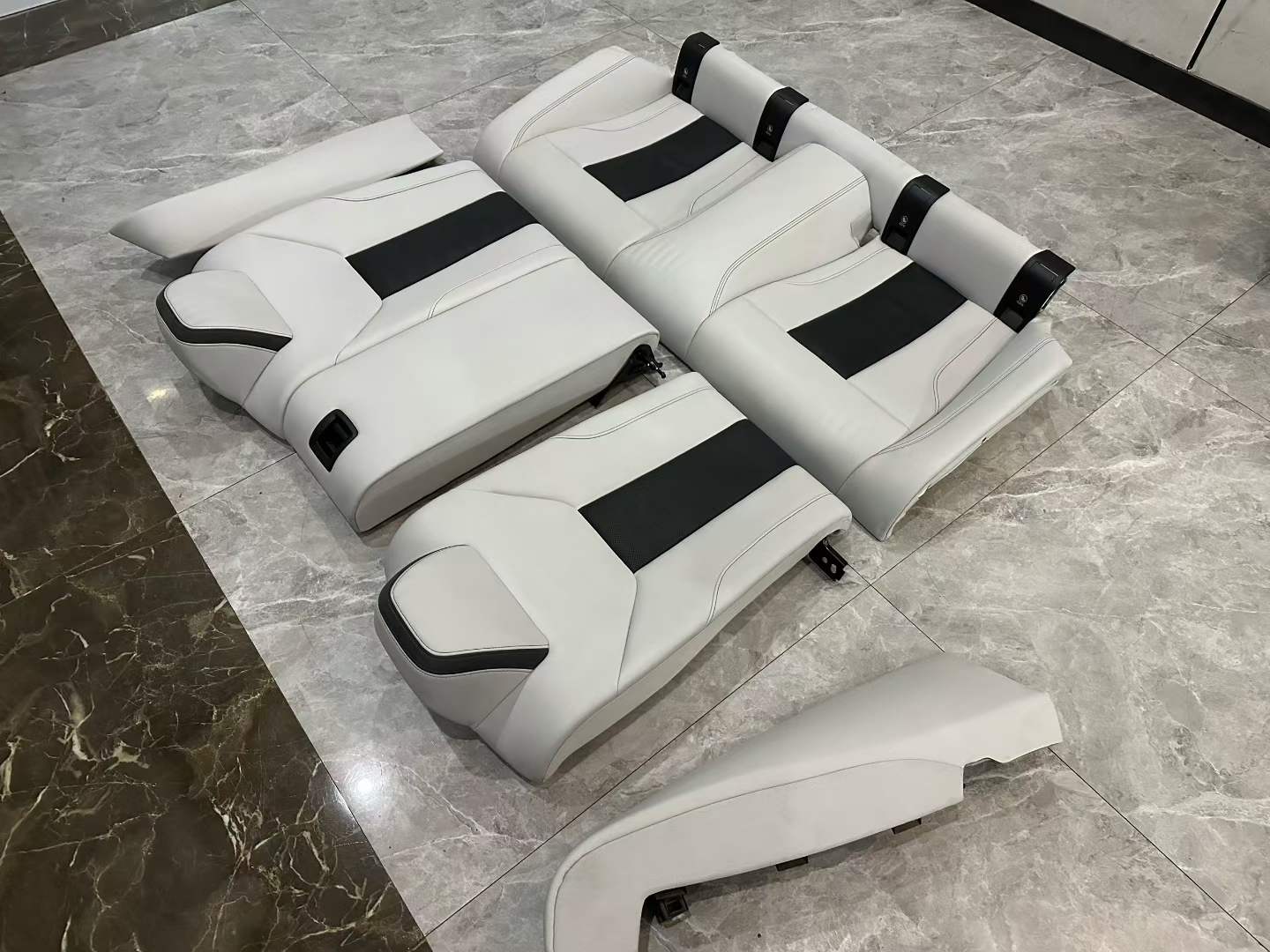 BMW M4 (G82) Genuine Leather Rear Seats Silverstone White - Pre-owned