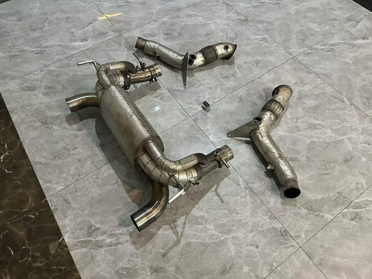 🇩🇪 Ferrari F8 Novitec Full Exhaust System - Pre-owned