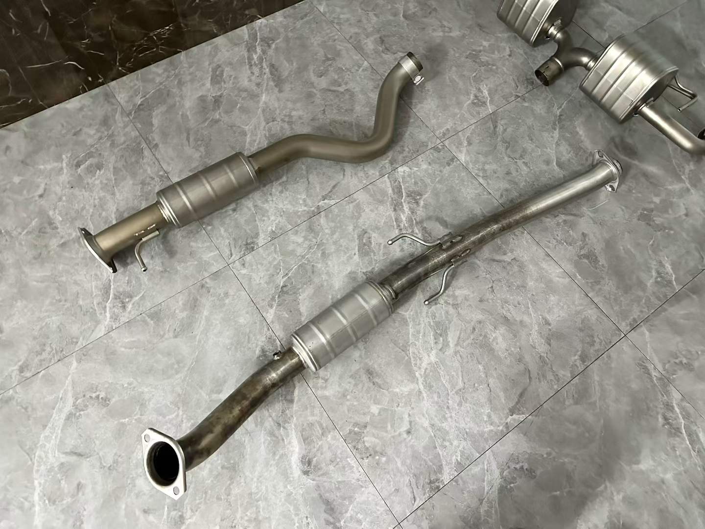 🇸🇰 Toyota GR Yaris Akrapovič Titanium Evolution Line Exhaust System w/ tips - Pre-owned